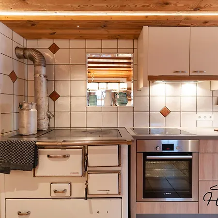 Selbstversorgerhaus Herisch 度假居 斯拉德明